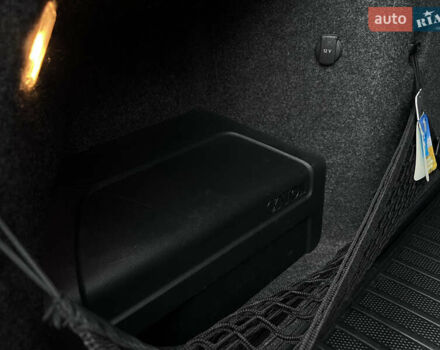 Білий Шкода Октавія, об'ємом двигуна 1.97 л та пробігом 348 тис. км за 14000 $, фото 43 на Automoto.ua