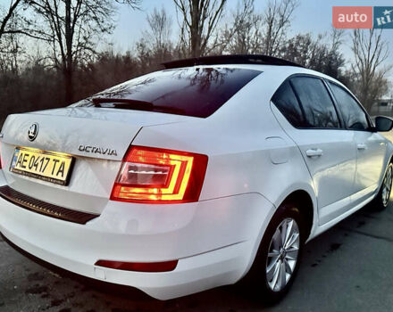 Білий Шкода Октавія, об'ємом двигуна 2 л та пробігом 305 тис. км за 12700 $, фото 3 на Automoto.ua
