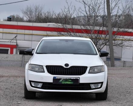 Белый Шкода Октавия, объемом двигателя 1.4 л и пробегом 255 тыс. км за 9950 $, фото 5 на Automoto.ua