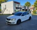 Белый Шкода Октавия, объемом двигателя 1.2 л и пробегом 240 тыс. км за 8800 $, фото 1 на Automoto.ua