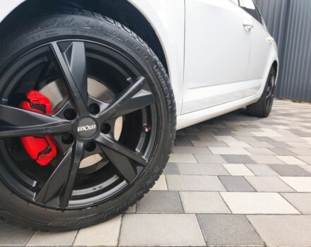 Белый Шкода Октавия, объемом двигателя 1.6 л и пробегом 250 тыс. км за 11499 $, фото 12 на Automoto.ua