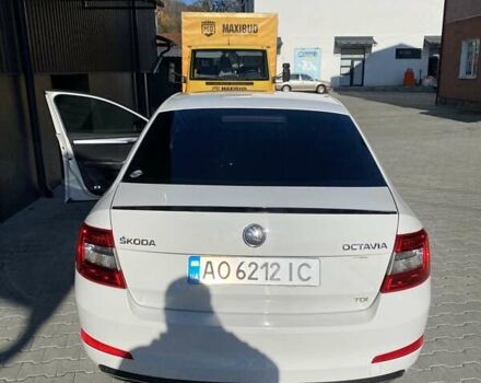 Білий Шкода Октавія, об'ємом двигуна 1.6 л та пробігом 221 тис. км за 11500 $, фото 1 на Automoto.ua