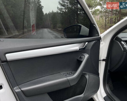 Білий Шкода Октавія, об'ємом двигуна 1.97 л та пробігом 348 тис. км за 14000 $, фото 25 на Automoto.ua