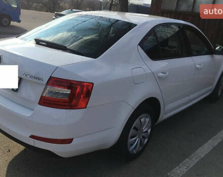Белый Шкода Октавия, объемом двигателя 1.4 л и пробегом 348 тыс. км за 8700 $, фото 6 на Automoto.ua