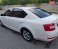 Белый Шкода Октавия, объемом двигателя 1.6 л и пробегом 350 тыс. км за 9200 $, фото 7 на Automoto.ua