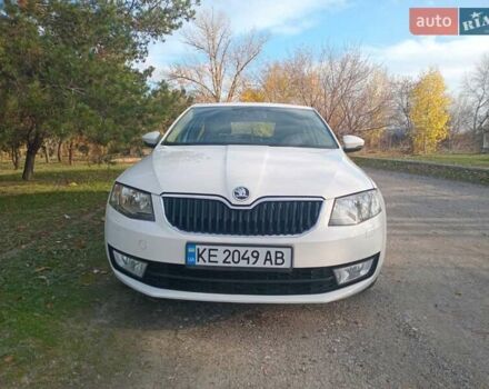 Белый Шкода Октавия, объемом двигателя 1.6 л и пробегом 218 тыс. км за 9700 $, фото 3 на Automoto.ua
