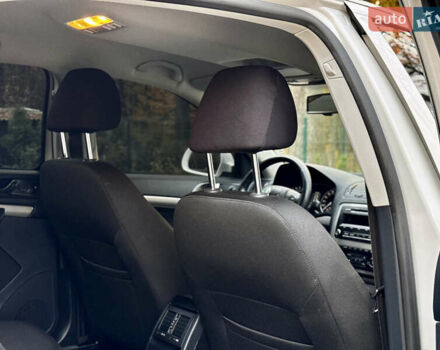 Шкода Октавія 2013 у Вінниці на Automoto.ua Білий Шкода Октавія, об'ємом двигуна 2 л та пробігом 223 тис. км за 10600 $, фото 50 на Automoto.ua