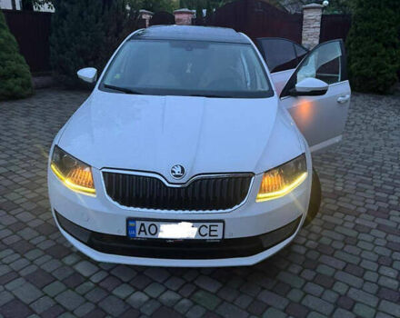 Білий Шкода Октавія, об'ємом двигуна 1.6 л та пробігом 171 тис. км за 11000 $, фото 18 на Automoto.ua
