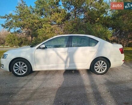 Белый Шкода Октавия, объемом двигателя 1.6 л и пробегом 218 тыс. км за 9700 $, фото 4 на Automoto.ua