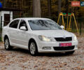 Шкода Октавія 2013 у Вінниці на Automoto.ua Білий Шкода Октавія, об'ємом двигуна 2 л та пробігом 223 тис. км за 10600 $, фото 10 на Automoto.ua