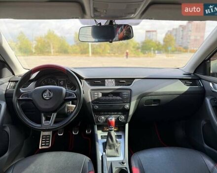 Білий Шкода Октавія, об'ємом двигуна 1.8 л та пробігом 139 тис. км за 10499 $, фото 9 на Automoto.ua