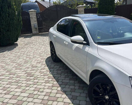 Білий Шкода Октавія, об'ємом двигуна 1.6 л та пробігом 171 тис. км за 11000 $, фото 1 на Automoto.ua