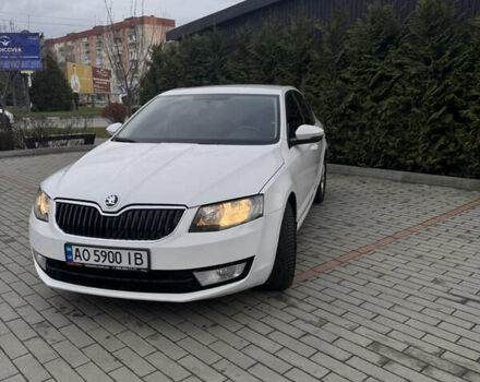 Білий Шкода Октавія, об'ємом двигуна 1.6 л та пробігом 324 тис. км за 9000 $, фото 1 на Automoto.ua