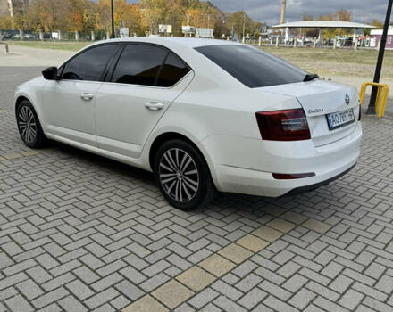 Шкода Октавия 2013 в Мукачеве на Automoto.ua Белый Шкода Октавия, объемом двигателя 1.6 л и пробегом 325 тыс. км за 10999 $, фото 4 на Automoto.ua