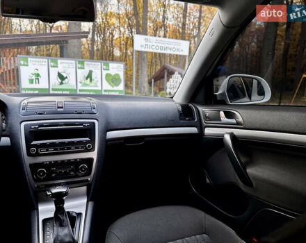Шкода Октавія 2013 у Вінниці на Automoto.ua Білий Шкода Октавія, об'ємом двигуна 2 л та пробігом 223 тис. км за 10600 $, фото 46 на Automoto.ua