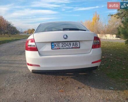 Белый Шкода Октавия, объемом двигателя 1.6 л и пробегом 218 тыс. км за 9700 $, фото 5 на Automoto.ua