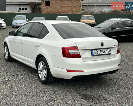 Білий Шкода Октавія, об'ємом двигуна 1.6 л та пробігом 275 тис. км за 8999 $, фото 1 на Automoto.ua