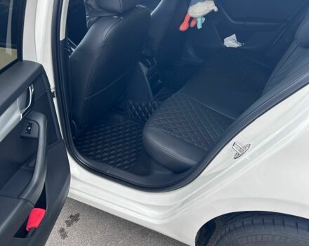 Белый Шкода Октавия, объемом двигателя 1.4 л и пробегом 206 тыс. км за 10600 $, фото 13 на Automoto.ua