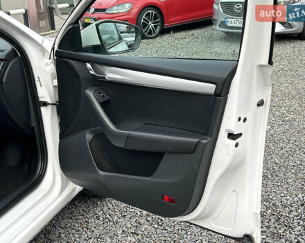 Білий Шкода Октавія, об'ємом двигуна 1.6 л та пробігом 275 тис. км за 8999 $, фото 6 на Automoto.ua