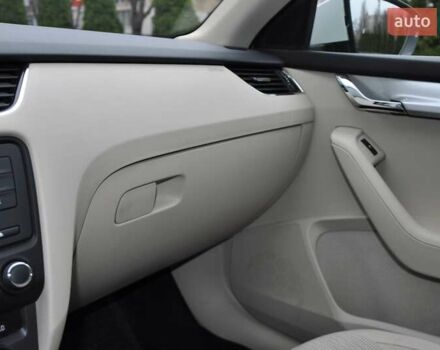 Білий Шкода Октавія, об'ємом двигуна 1.4 л та пробігом 148 тис. км за 9000 $, фото 28 на Automoto.ua