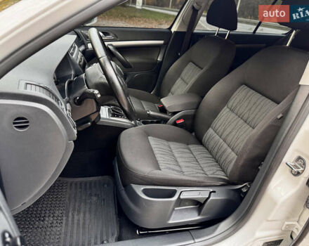 Белый Шкода Октавия, объемом двигателя 2 л и пробегом 223 тыс. км за 10700 $, фото 26 на Automoto.ua