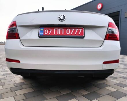 Белый Шкода Октавия, объемом двигателя 1.6 л и пробегом 250 тыс. км за 11499 $, фото 2 на Automoto.ua