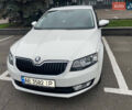 Белый Шкода Октавия, объемом двигателя 1.8 л и пробегом 217 тыс. км за 10000 $, фото 1 на Automoto.ua