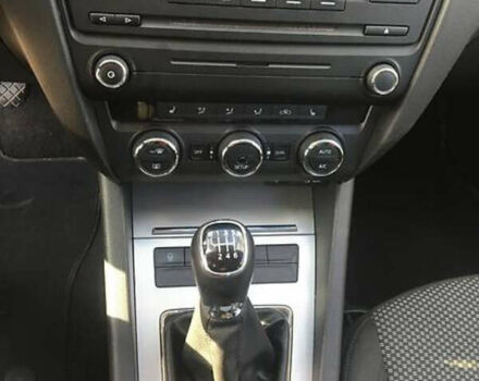 Белый Шкода Октавия, объемом двигателя 1.4 л и пробегом 348 тыс. км за 8700 $, фото 10 на Automoto.ua