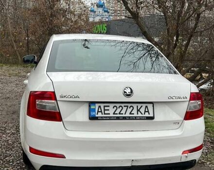 Белый Шкода Октавия, объемом двигателя 1.97 л и пробегом 282 тыс. км за 11000 $, фото 5 на Automoto.ua