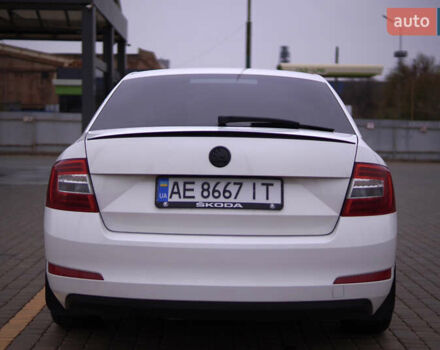 Белый Шкода Октавия, объемом двигателя 1.4 л и пробегом 254 тыс. км за 10500 $, фото 5 на Automoto.ua
