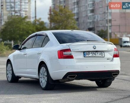 Білий Шкода Октавія, об'ємом двигуна 1.8 л та пробігом 139 тис. км за 10499 $, фото 7 на Automoto.ua