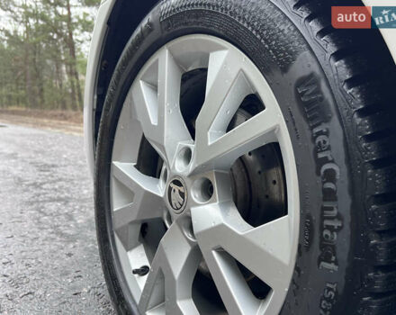 Білий Шкода Октавія, об'ємом двигуна 1.97 л та пробігом 348 тис. км за 14000 $, фото 22 на Automoto.ua