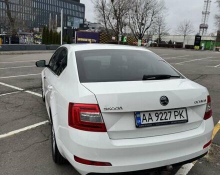 Білий Шкода Октавія, об'ємом двигуна 1.6 л та пробігом 227 тис. км за 10900 $, фото 2 на Automoto.ua