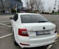 Білий Шкода Октавія, об'ємом двигуна 1.6 л та пробігом 227 тис. км за 10900 $, фото 2 на Automoto.ua