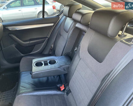 Белый Шкода Октавия, объемом двигателя 1.6 л и пробегом 335 тыс. км за 9250 $, фото 5 на Automoto.ua