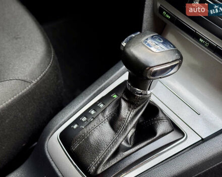 Белый Шкода Октавия, объемом двигателя 2 л и пробегом 223 тыс. км за 10600 $, фото 32 на Automoto.ua