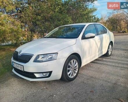 Белый Шкода Октавия, объемом двигателя 1.6 л и пробегом 218 тыс. км за 9700 $, фото 6 на Automoto.ua