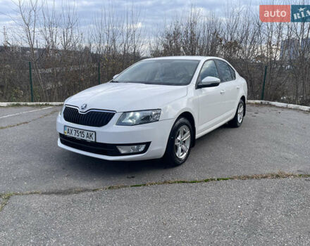 Білий Шкода Октавія, об'ємом двигуна 1.2 л та пробігом 117 тис. км за 8900 $, фото 1 на Automoto.ua