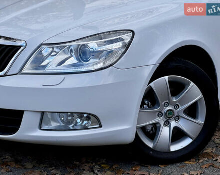 Шкода Октавія 2013 у Вінниці на Automoto.ua Білий Шкода Октавія, об'ємом двигуна 2 л та пробігом 223 тис. км за 10600 $, фото 2 на Automoto.ua