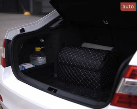 Белый Шкода Октавия, объемом двигателя 1.4 л и пробегом 254 тыс. км за 10500 $, фото 16 на Automoto.ua