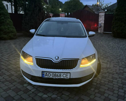 Білий Шкода Октавія, об'ємом двигуна 1.6 л та пробігом 171 тис. км за 11000 $, фото 22 на Automoto.ua
