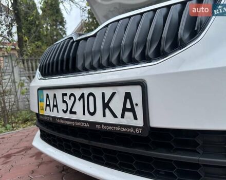 Белый Шкода Октавия, объемом двигателя 1.4 л и пробегом 72 тыс. км за 11999 $, фото 66 на Automoto.ua