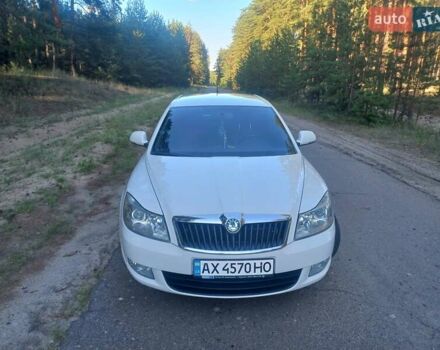 Белый Шкода Октавия, объемом двигателя 1.8 л и пробегом 150 тыс. км за 9000 $, фото 15 на Automoto.ua