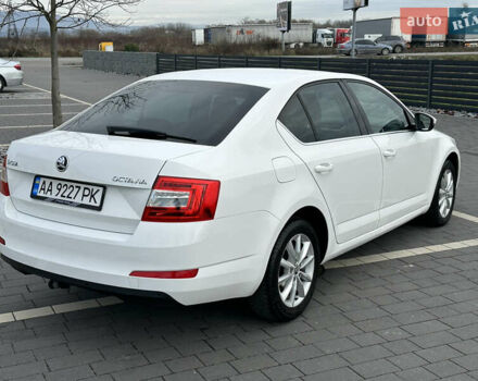 Белый Шкода Октавия, объемом двигателя 1.6 л и пробегом 227 тыс. км за 11800 $, фото 7 на Automoto.ua