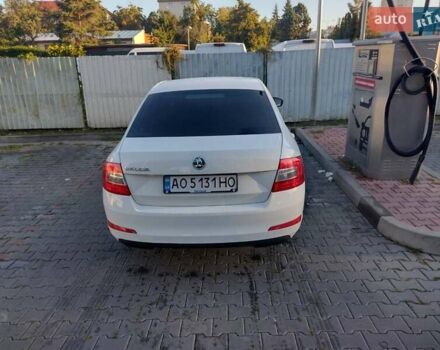 Білий Шкода Октавія, об'ємом двигуна 1.97 л та пробігом 218 тис. км за 10500 $, фото 9 на Automoto.ua