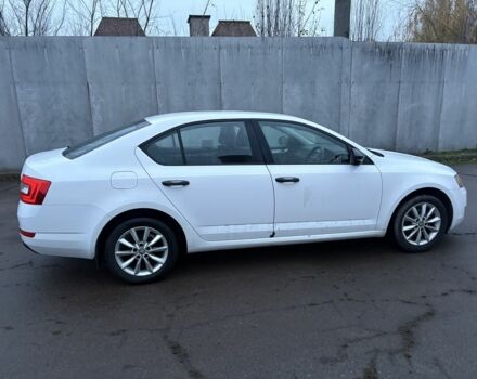 Белый Шкода Октавия, объемом двигателя 1.2 л и пробегом 122 тыс. км за 4300 $, фото 4 на Automoto.ua