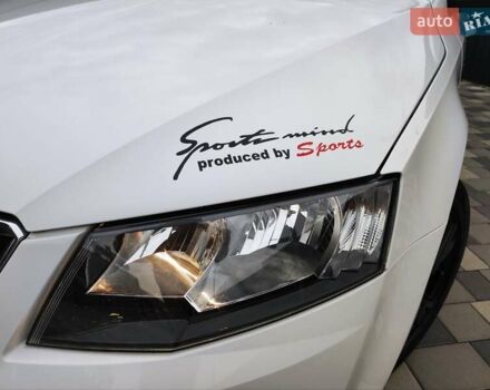 Шкода Октавия 2013 в Полтаве на Automoto.ua Белый Шкода Октавия, объемом двигателя 1.6 л и пробегом 255 тыс. км за 11750 $, фото 2 на Automoto.ua