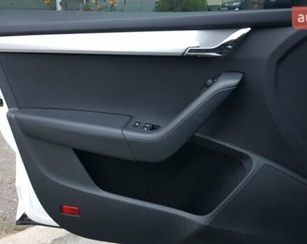 Білий Шкода Октавія, об'ємом двигуна 1.4 л та пробігом 193 тис. км за 11900 $, фото 17 на Automoto.ua