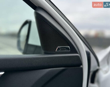 Белый Шкода Октавия, объемом двигателя 1.6 л и пробегом 227 тыс. км за 11800 $, фото 20 на Automoto.ua