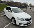 Білий Шкода Октавія, об'ємом двигуна 1.6 л та пробігом 227 тис. км за 10900 $, фото 1 на Automoto.ua